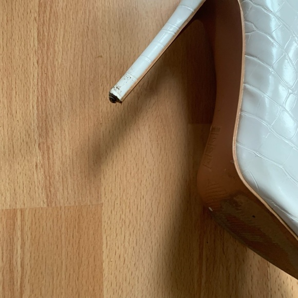 White Knee-High croc print stiletto PLT Boots - Picture 4 of 9